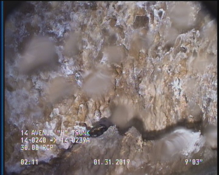 Surface Aggregate Projecting, from 09 to 03 o'clock, within 8 inches of joint: YES, Start