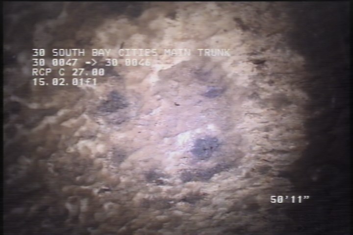 Surface Spalling, from 08 to 04 o'clock, within 8 inches of joint: YES, Start