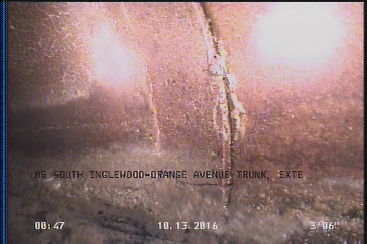 Crack Multiple, from 08 to 04 o'clock, within 8 inches of joint: YES