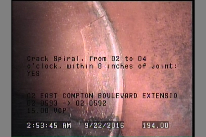 Crack Spiral, from 02 to 04 o'clock, within 8 inches of joint: YES