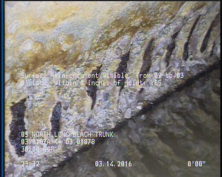 Surface Reinforcement Visible, from 09 to 03 o'clock, within 8 inches of joint: YES