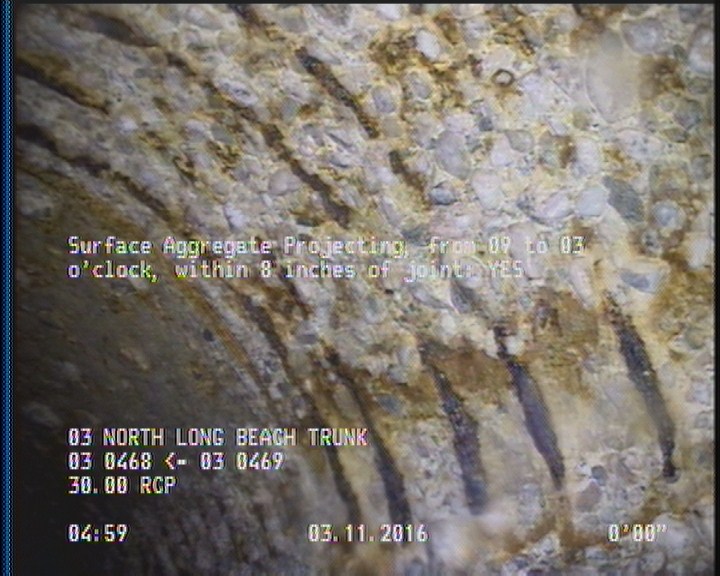 Surface Aggregate Projecting, from 09 to 03 o'clock, within 8 inches of joint: YES
