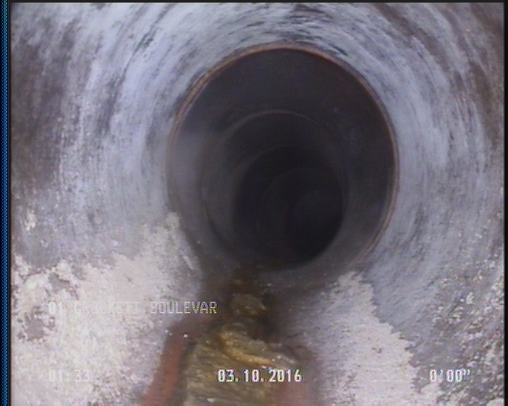 Deposits Attached Encrustation, 5 %of cross sectional area, from 07 to 05 o'clock, , within 8 inches of joint: YES, Start