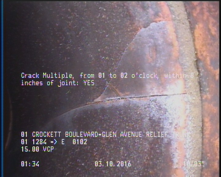 Crack Multiple, from 01 to 02 o'clock, within 8 inches of joint: YES