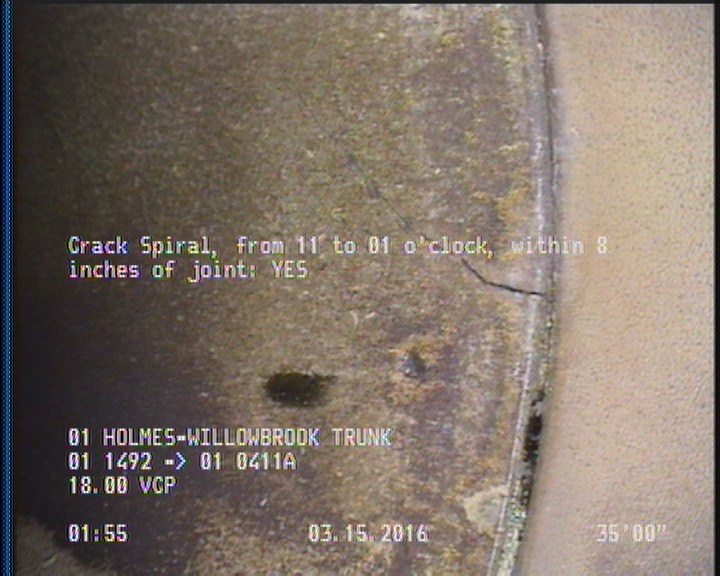 Crack Spiral, from 11 to 01 o'clock, within 8 inches of joint: YES