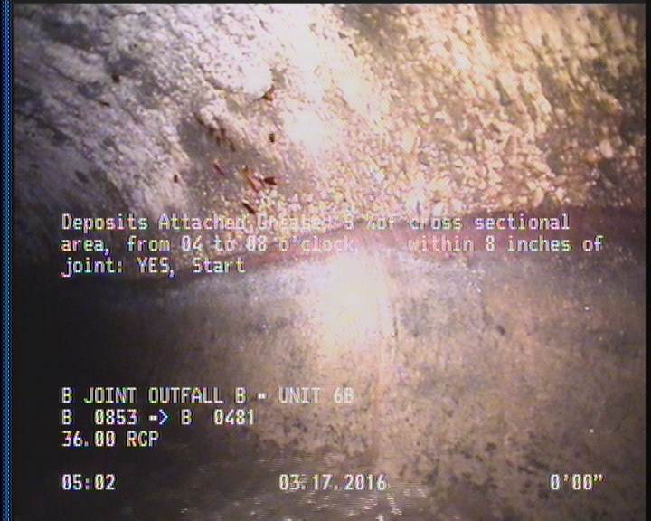 Deposits Attached Grease, 5 %of cross sectional area, from 04 to 08 o'clock, , within 8 inches of joint: YES, Start