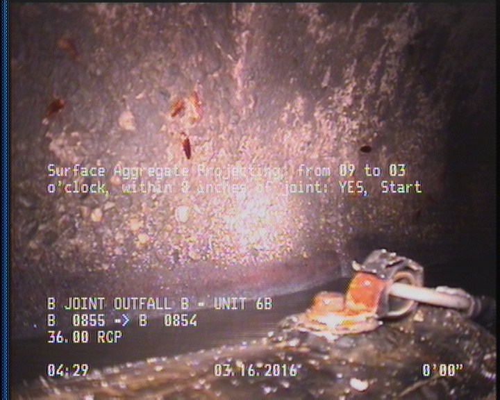 Surface Aggregate Projecting, from 09 to 03 o'clock, within 8 inches of joint: YES, Start