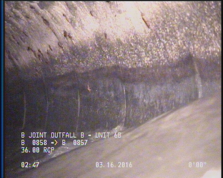 Deposits Attached Grease, 5 %of cross sectional area, from 03 to 09 o'clock, , within 8 inches of joint: YES, Start