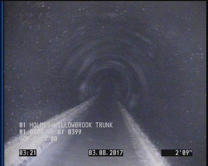 Deposits Attached Grease, 5 %of cross sectional area, from 04 to 08 o'clock, , within 8 inches of joint: YES, Start