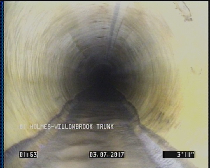 Deposits Attached Grease, 5 %of cross sectional area, from 04 to 08 o'clock, , within 8 inches of joint: YES, Start