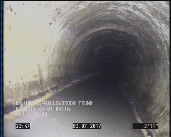 Deposits Attached Grease, 5 %of cross sectional area, from 04 to 08 o'clock, , within 8 inches of joint: YES, Start