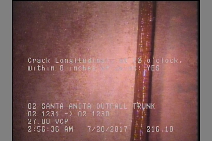 Crack Longitudinal, at 12 o'clock, within 8 inches of joint: YES