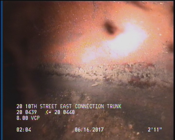 Deposits Attached Grease, 5 %of cross sectional area, from 05 to 07 o'clock, , within 8 inches of joint: YES, Start