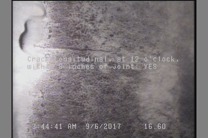 Crack Longitudinal, at 12 o'clock, within 8 inches of joint: YES
