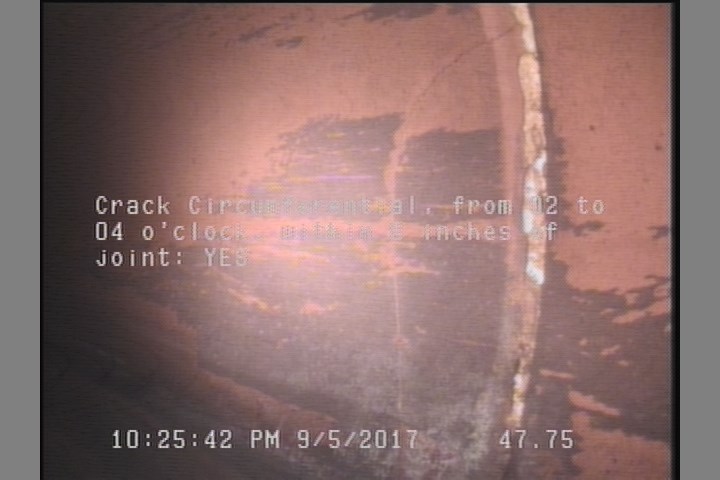 Crack Circumferential, from 02 to 04 o'clock, within 8 inches of joint: YES