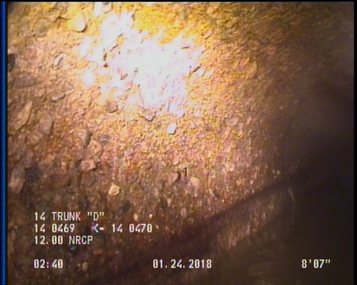 Surface Aggregate Projecting, from 09 to 03 o'clock, within 8 inches of joint: YES, Start