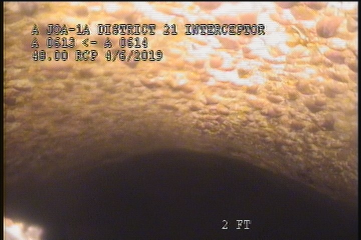 Surface Aggregate Visible, from 08 to 04 o'clock, within 8 inches of joint: YES
