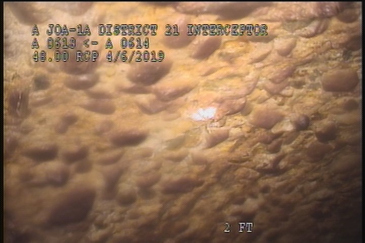 Surface Spalling, from 08 to 04 o'clock, within 8 inches of joint: YES