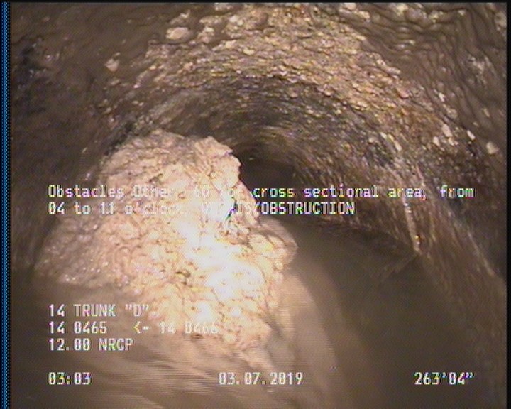 Obstacles Other, 60 %of cross sectional area, from 04 to 11 o'clock - DEBRIS/OBSTRUCTION