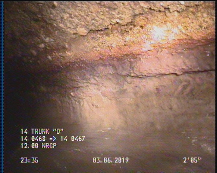 Deposits Attached Grease, 5 %of cross sectional area, from 03 to 09 o'clock, , within 8 inches of joint: YES, Start
