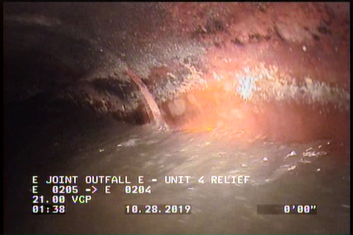 Deposits Attached Grease, 5 %of cross sectional area, from 04 to 08 o'clock, , within 8 inches of joint: YES, Start