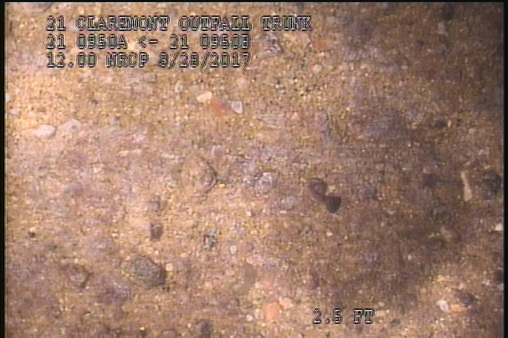 Surface Aggregate Projecting, from 09 to 03 o'clock, within 8 inches of joint: YES, Start - SEVERE AGG