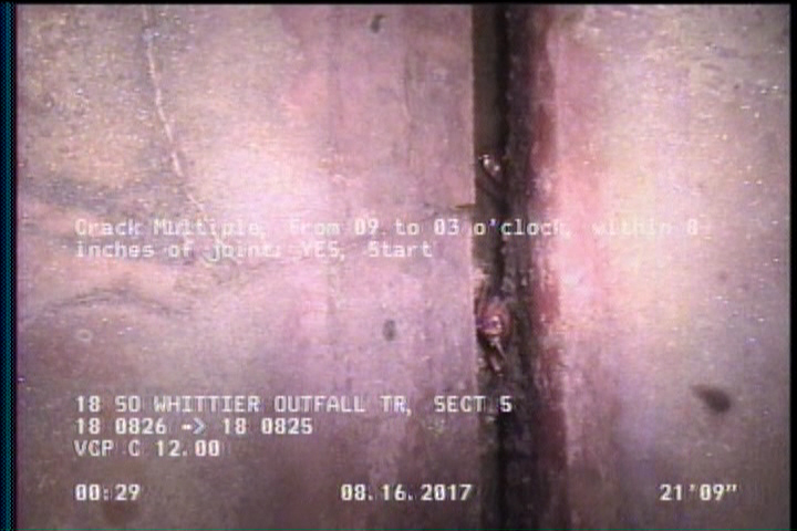 Crack Multiple, from 09 to 03 o'clock, within 8 inches of joint: YES, Start