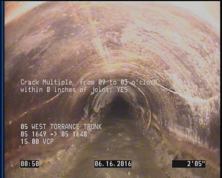 Crack Multiple, from 09 to 03 o'clock, within 8 inches of joint: YES