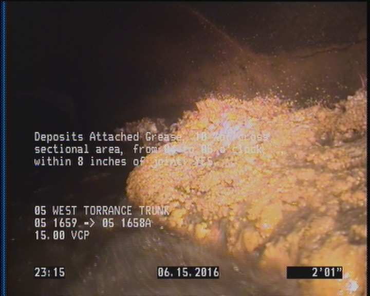 Deposits Attached Grease, 10 %of cross sectional area, from 04 to 05 o'clock, , within 8 inches of joint: YES