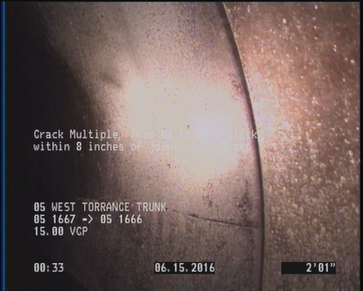 Crack Multiple, from 08 to 04 o'clock, within 8 inches of joint: YES, Start