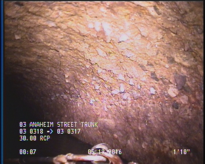 Surface Aggregate Projecting, from 09 to 03 o'clock, within 8 inches of joint: YES, Start