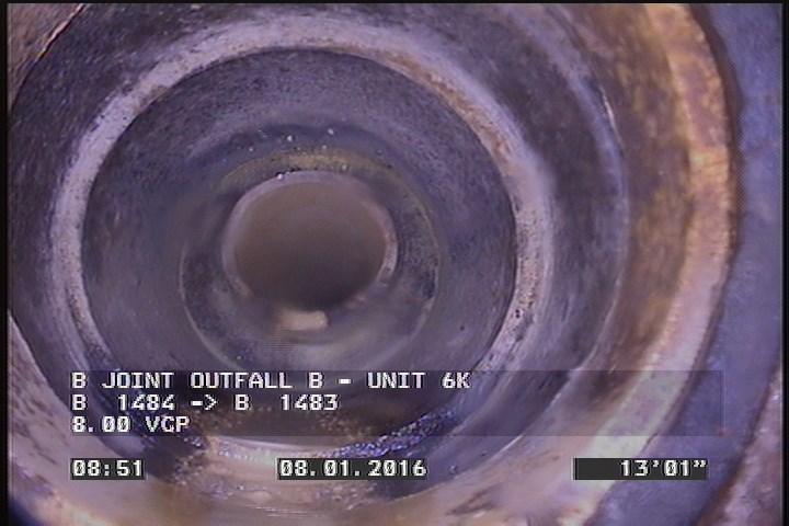 Tap Break-In Active, at 02 o'clock, -, within 8 inches of joint: NO, 4"