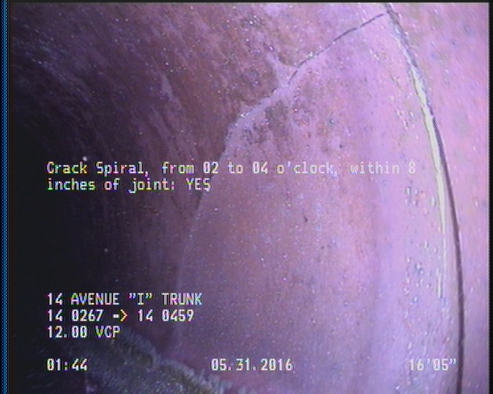 Crack Spiral, from 02 to 04 o'clock, within 8 inches of joint: YES