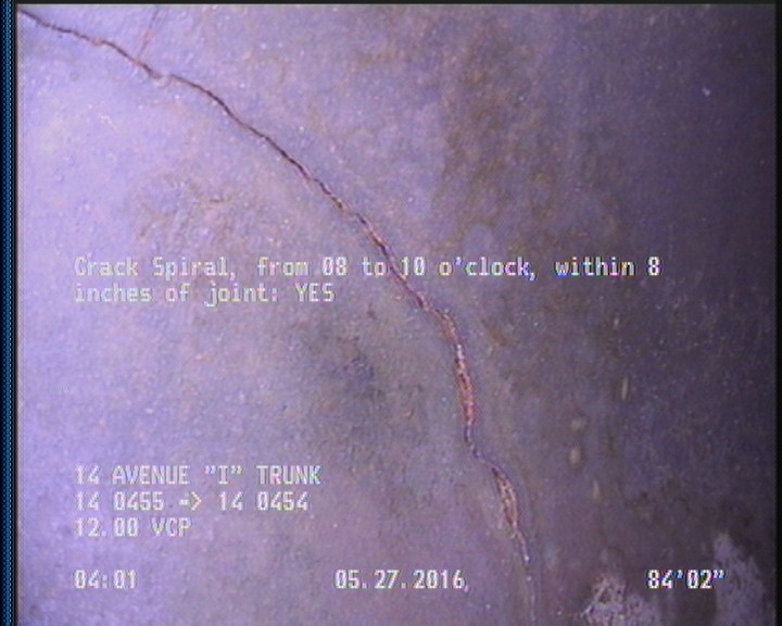 Crack Spiral, from 08 to 10 o'clock, within 8 inches of joint: YES