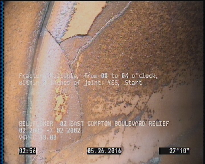 Fracture Multiple, from 08 to 04 o'clock, within 8 inches of joint: YES, Start