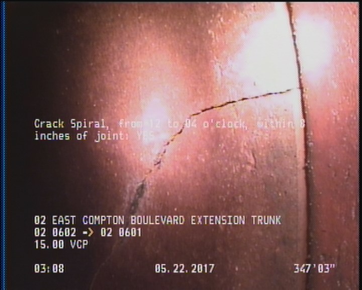 Crack Spiral, from 12 to 04 o'clock, within 8 inches of joint: YES