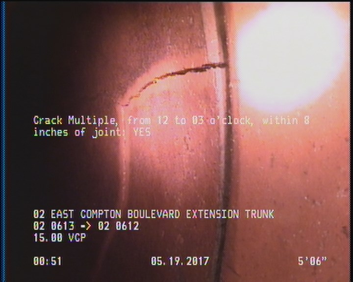 Crack Multiple, from 12 to 03 o'clock, within 8 inches of joint: YES
