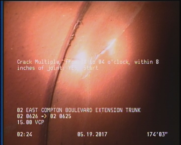 Crack Multiple, from 08 to 04 o'clock, within 8 inches of joint: YES, Start
