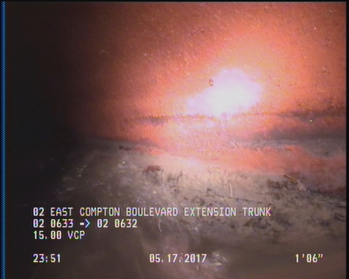 Deposits Attached Grease, 5 %of cross sectional area, from 04 to 08 o'clock, , within 8 inches of joint: YES, Start