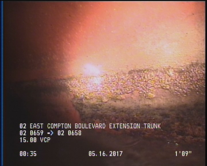 Deposits Attached Grease, 5 %of cross sectional area, from 04 to 08 o'clock, , within 8 inches of joint: YES, Start
