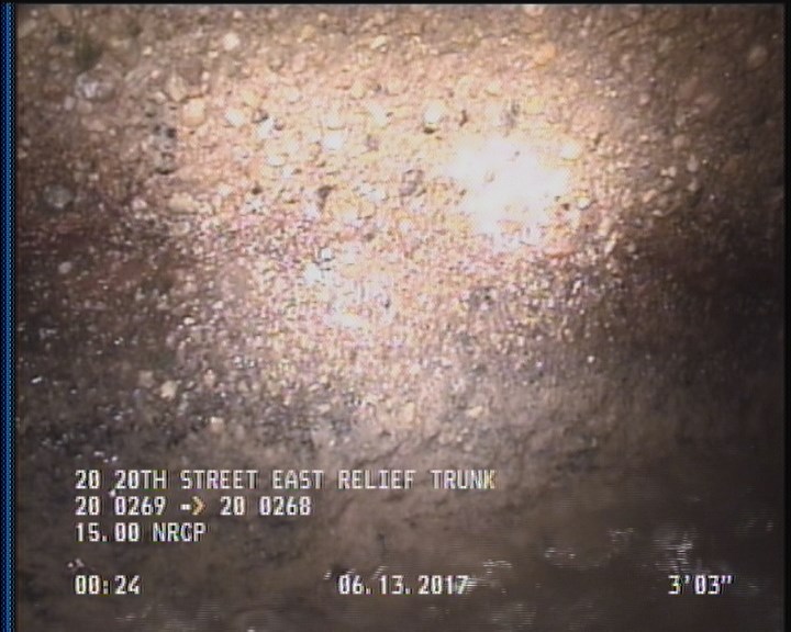 Deposits Attached Grease, 5 %of cross sectional area, from 03 to 09 o'clock, , within 8 inches of joint: YES, Start
