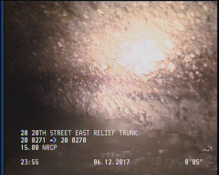 Deposits Attached Grease, 5 %of cross sectional area, from 03 to 09 o'clock, , within 8 inches of joint: YES, Start