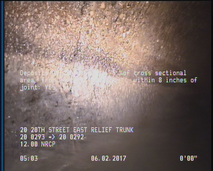 Deposits Attached Grease, 5 %of cross sectional area, from 04 to 08 o'clock, , within 8 inches of joint: YES, Start