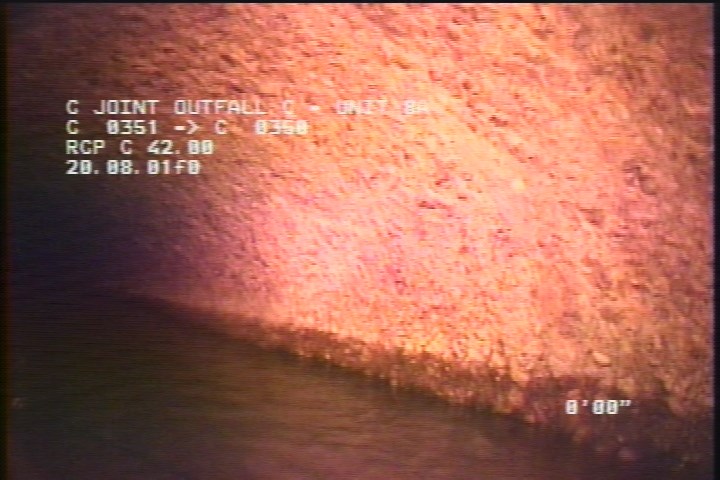 Surface Spalling, from 08 to 04 o'clock, within 8 inches of joint: YES, Start