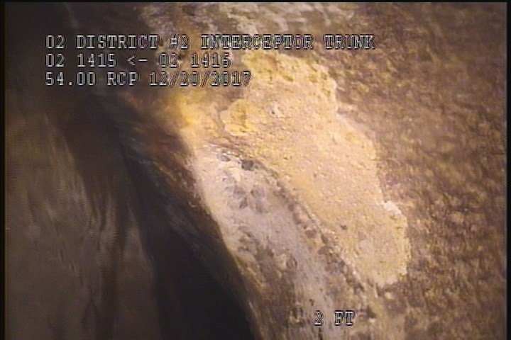 Surface Aggregate Visible, from 11 to 01 o'clock, within 8 inches of joint: YES