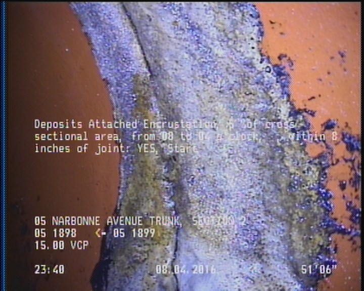 Deposits Attached Encrustation, 5 %of cross sectional area, from 08 to 04 o'clock, , within 8 inches of joint: YES, Start