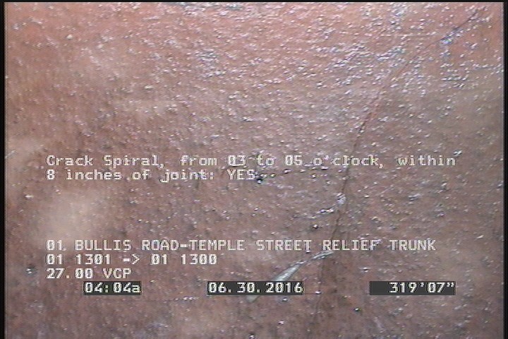 Crack Spiral, from 03 to 05 o'clock, within 8 inches of joint: YES