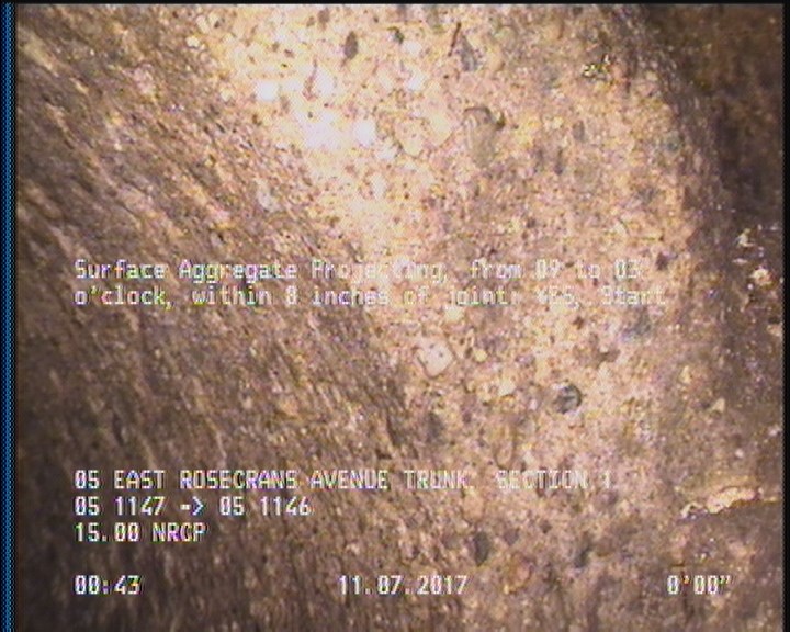 Surface Aggregate Projecting, from 09 to 03 o'clock, within 8 inches of joint: YES, Start