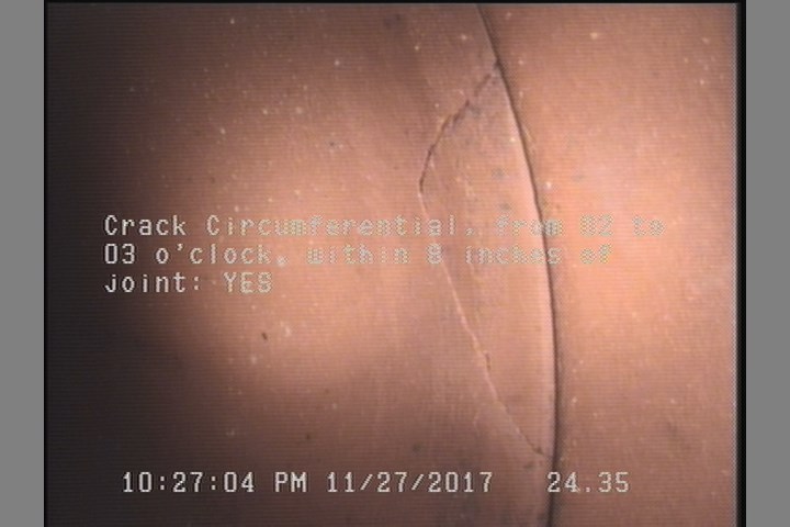Crack Circumferential, from 02 to 03 o'clock, within 8 inches of joint: YES