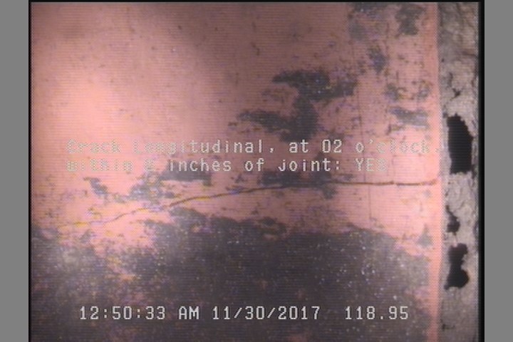 Crack Longitudinal, at 02 o'clock, within 8 inches of joint: YES
